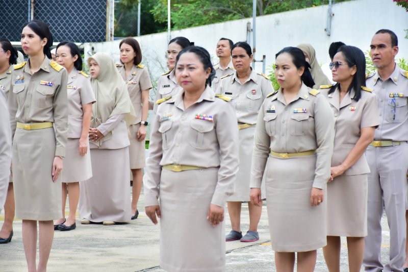 สพป.ยะลา เขต 1 จัดกิจกรรมหน้าเสาธง เสริมพลังคุณธรรม เตรียมพร้อมเปิดภาคเรียน 